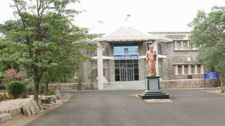 Top deemed medical colleges in Karnataka